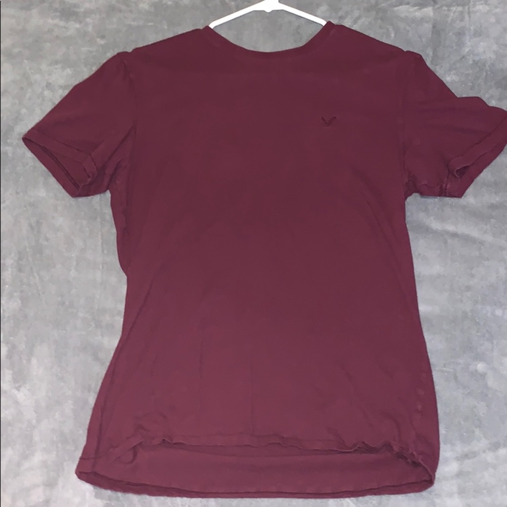 Maroon American Eagle T-shirt